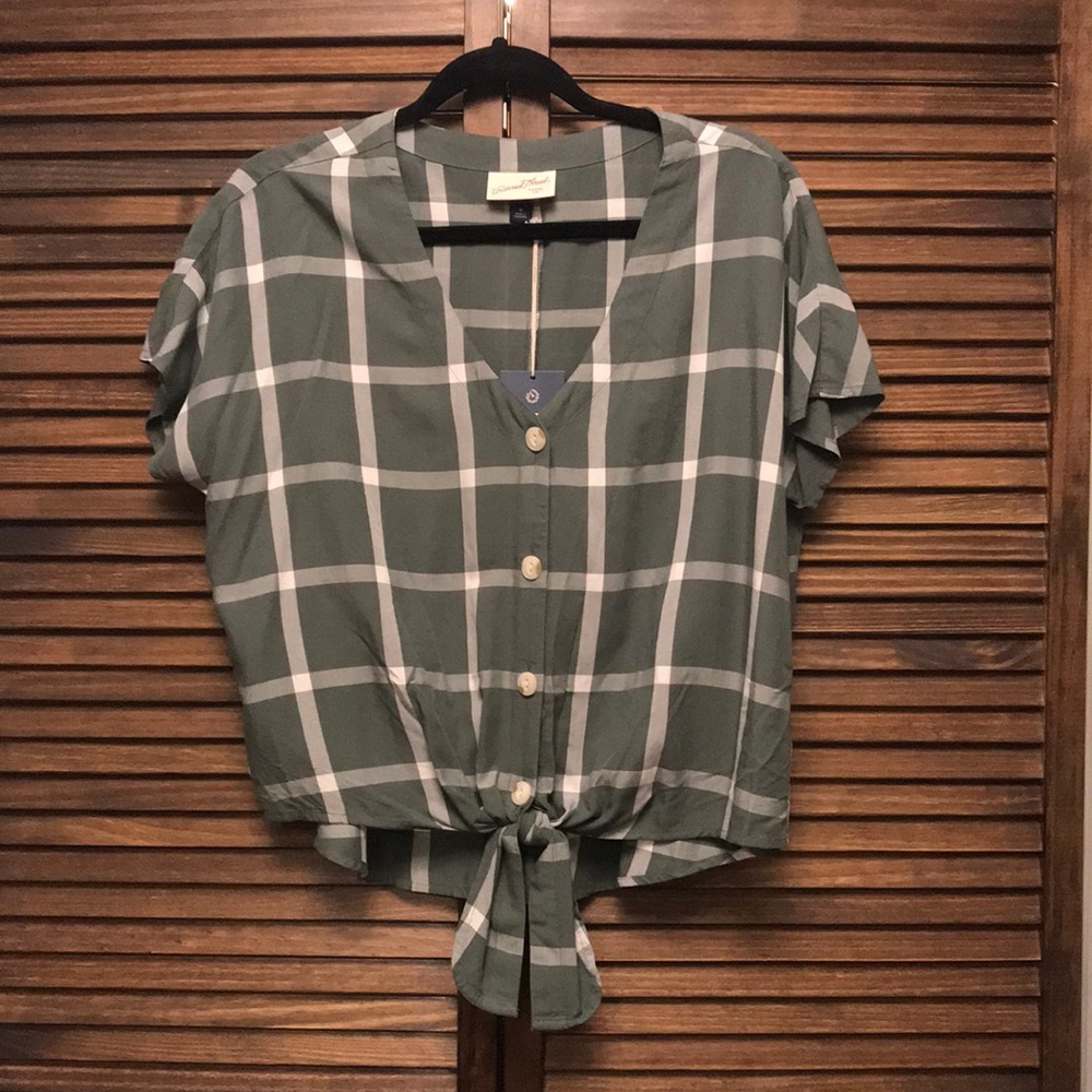 Universal Thread Top, Medium